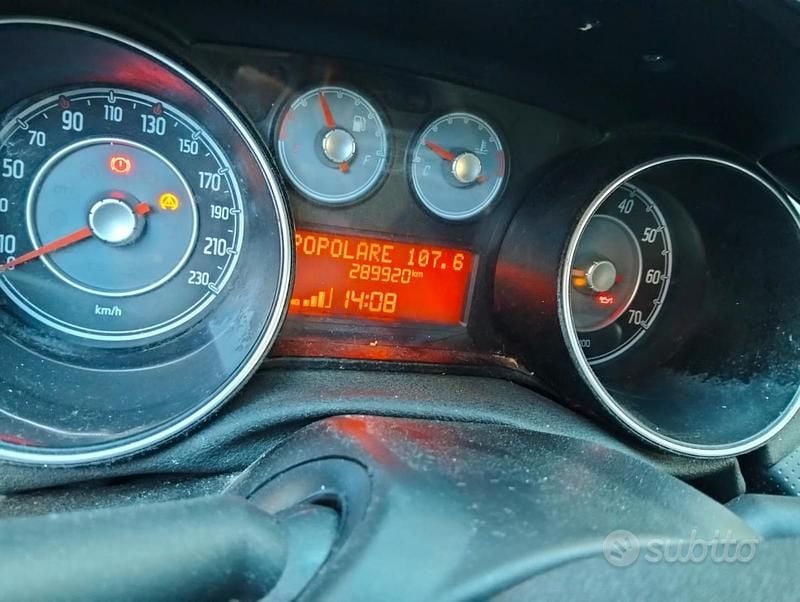 Usata Fiat Punto Evo Dynamic 69 CV (50 kW) 2009 Nero Utilitaria