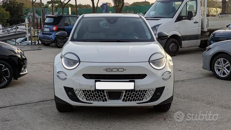 Usata Fiat 600 La Prima 101 CV (74 kW) 2024 Bianco Monovolume