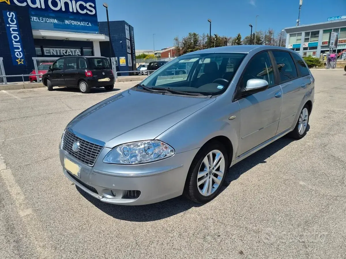 Usata Fiat Croma Dynamic 150 CV (110 kW) 2007 Grigio Station wagon