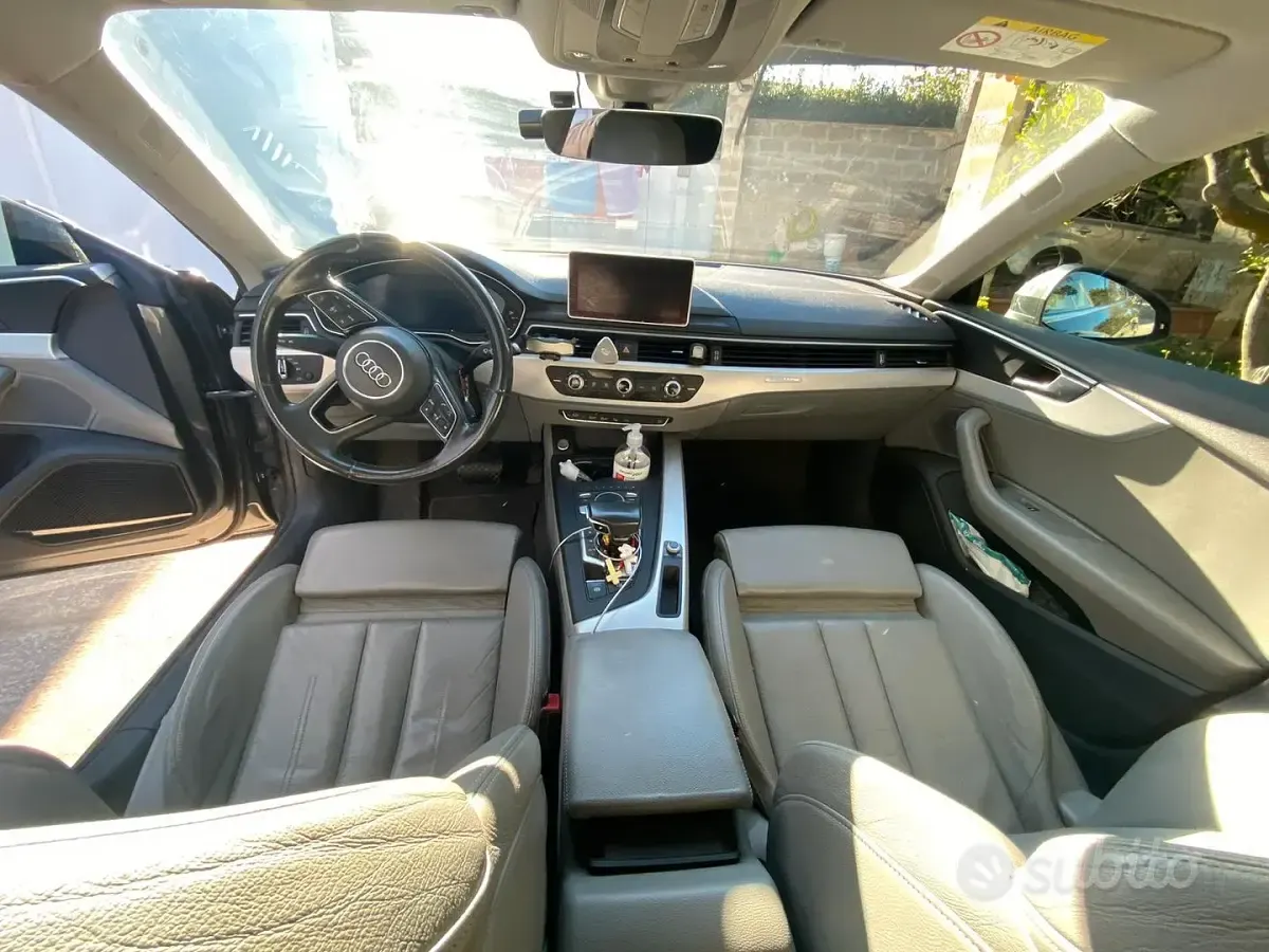 Usata Audi A5 Sportback Business 190 CV (139 kW) 2017 Grigio Utilitaria