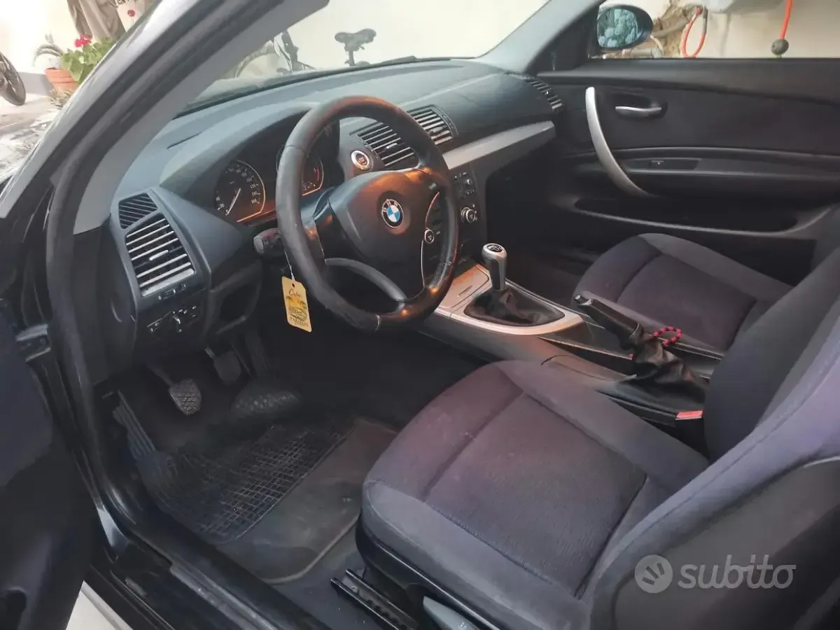 Usata BMW 120 177 CV (130 kW) 2008 Utilitaria