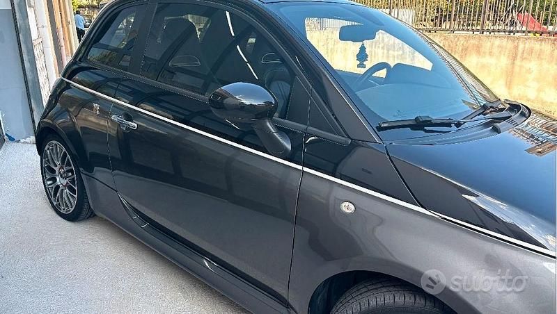 Usata Abarth 500 Custom 135 CV (99 kW) 2015 Nero Utilitaria