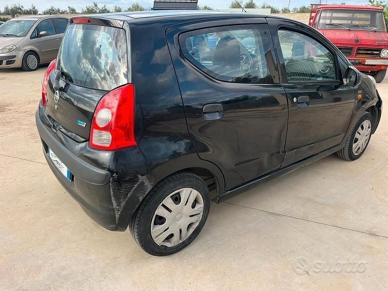 Usata Nissan Pixo 68 CV (50 kW) 2009 Nero Utilitaria