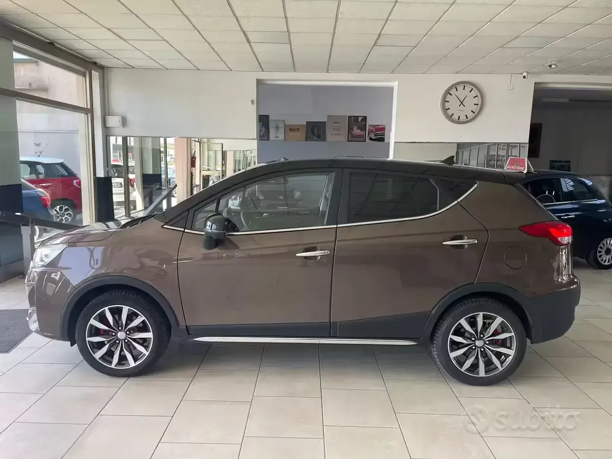 Usata EVO Evo 4 114 CV (83 kW) 2021 Marrone SUV