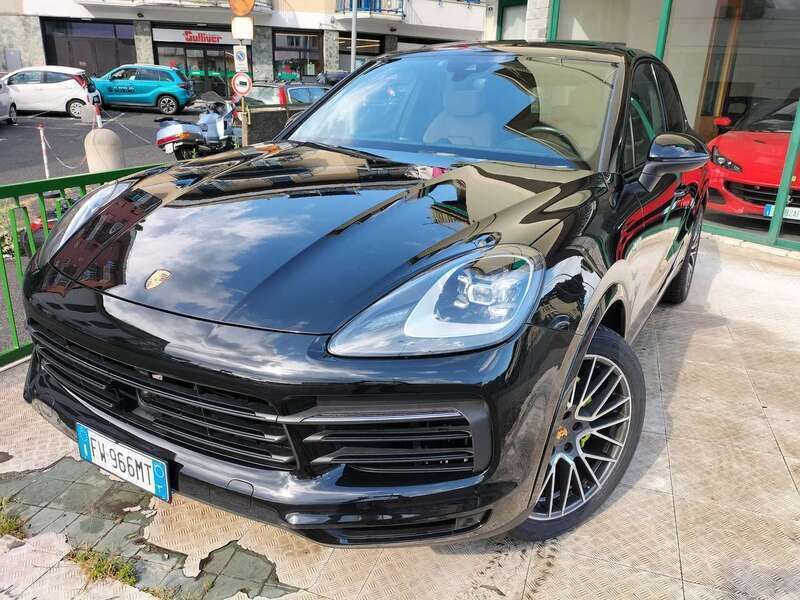 Nero jet metallizzato Usata 2019 Porsche Cayenne SUV | 59.800 € (Buon prezzo) - Immagine 1/4