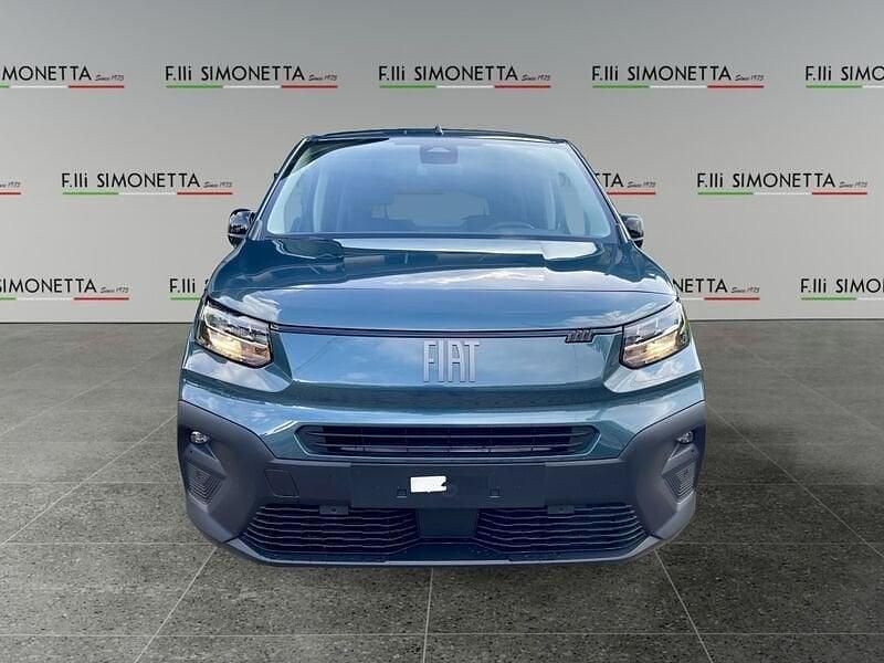 Nuova Fiat Doblò 131 CV (96 kW) 2025 Blu/azzurro Monovolume