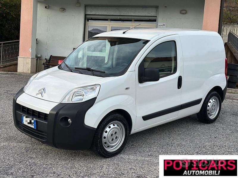 Bianco Usata 2015 Citroën Nemo Furgone | 4800 € (Buon prezzo) - Immagine 1/4