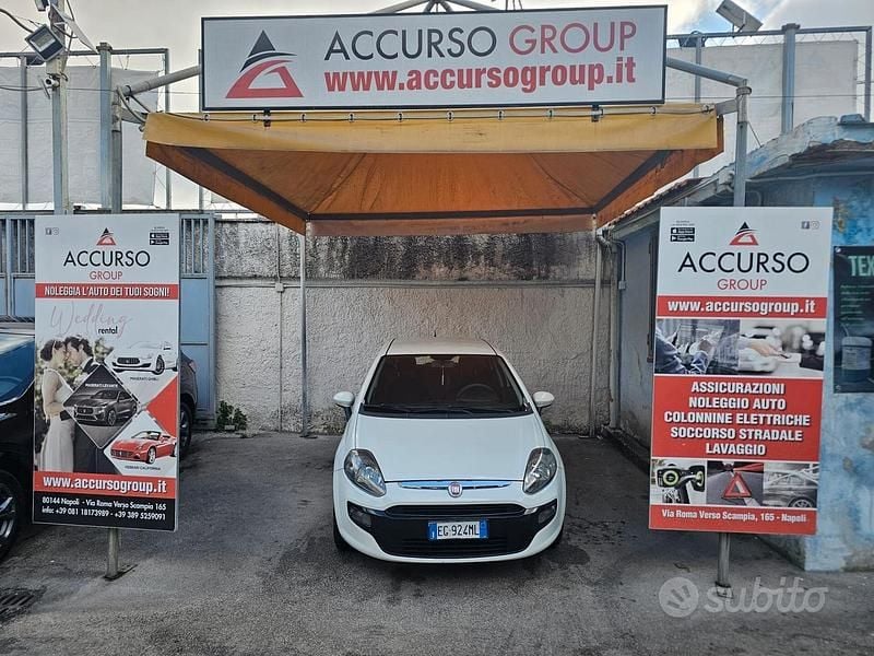 Usata Fiat Punto Evo Dynamic 69 CV (50 kW) 2011 Bianco Utilitaria