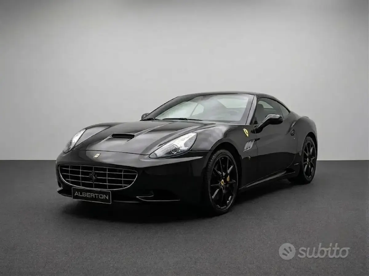 Usata Ferrari California 489 CV (359 kW) 2014 Cabrio