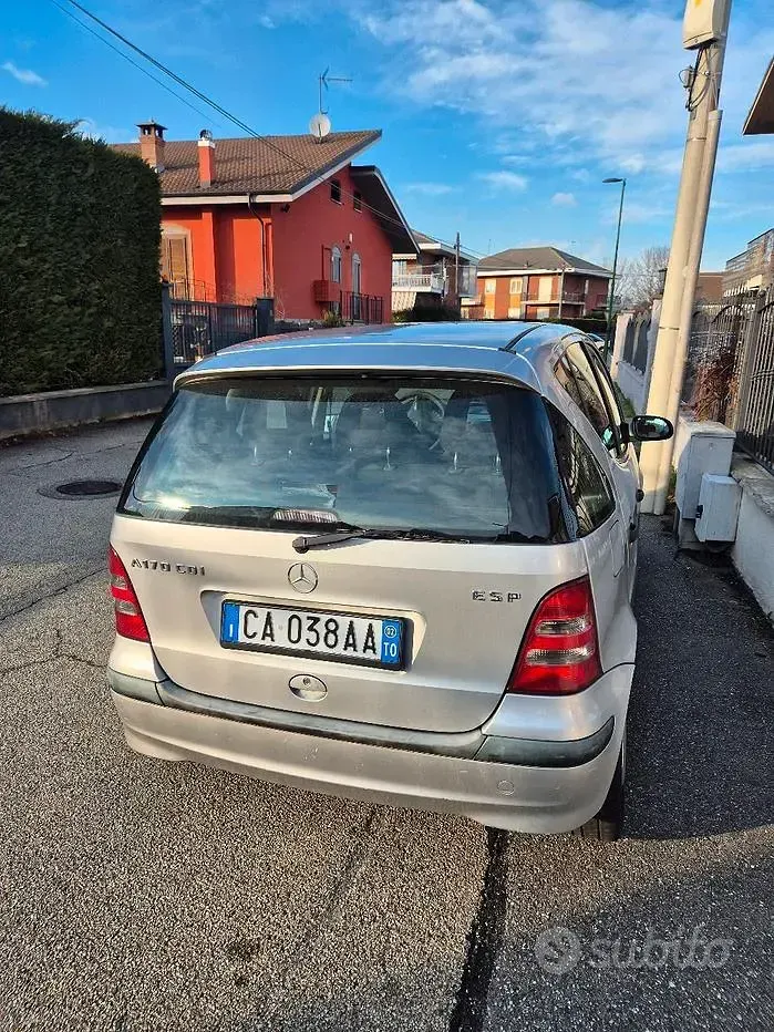 Usata Mercedes A170 95 CV (69 kW) 2002 Grigio Utilitaria