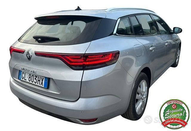 Usata Renault Mégane GrandTour Techno 116 CV (85 kW) 2022 Grigio Station wagon