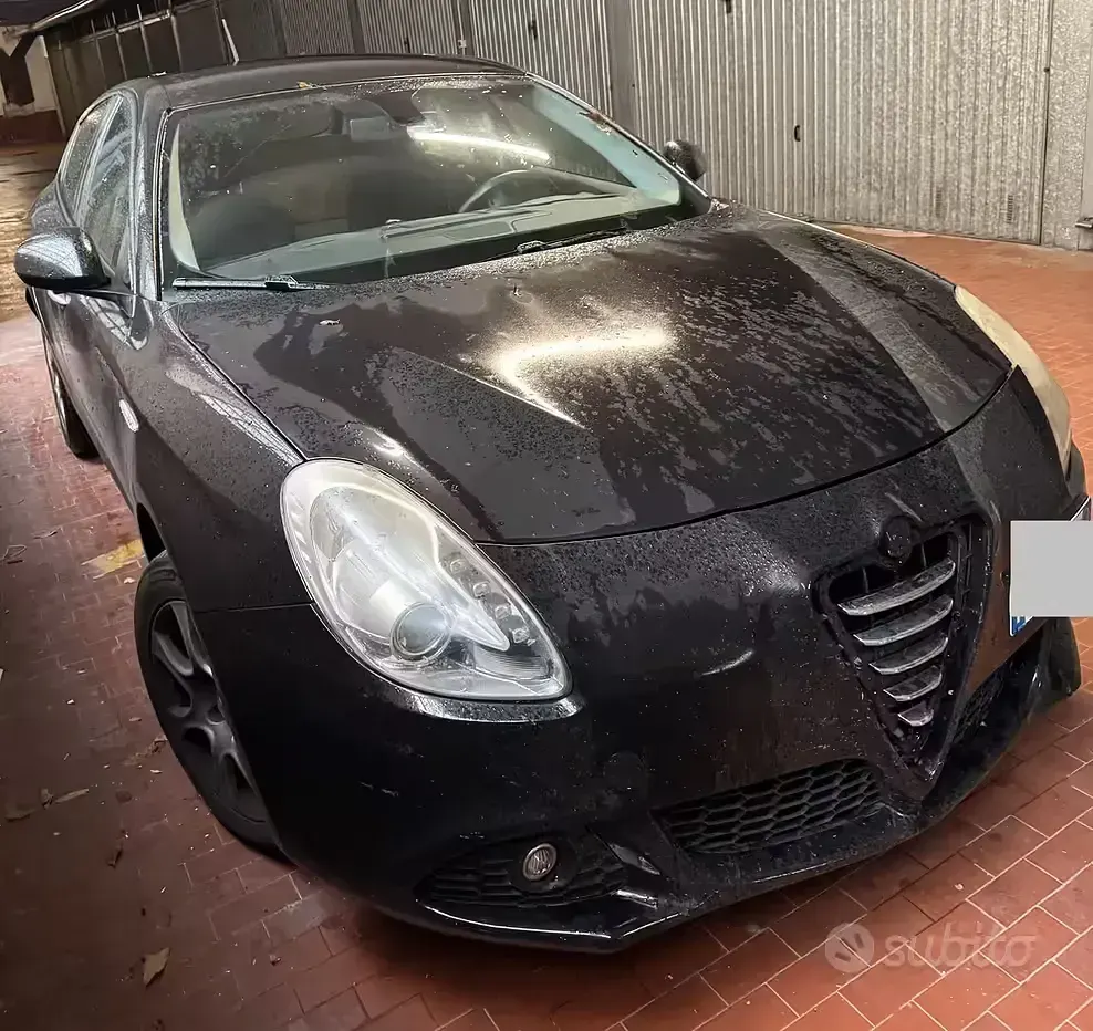 Usata Alfa Romeo Giulietta 109 CV (80 kW) 2012 Nero Utilitaria