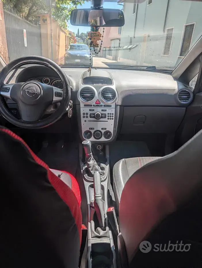 Usata Opel Corsa 85 CV (62 kW) 2013 Grigio Utilitaria