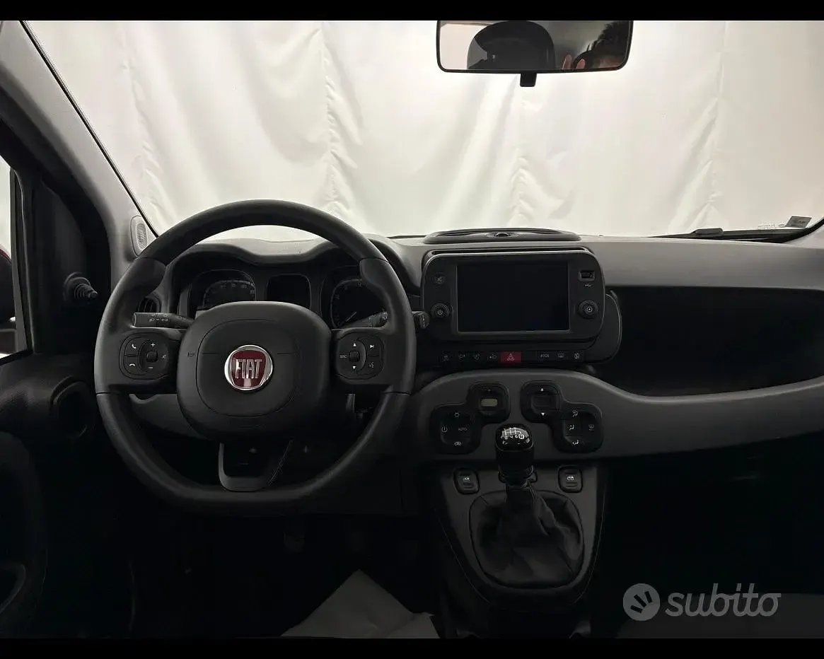 Usata Fiat Panda Cross Cross 70 CV (51 kW) 2022 Rosso Utilitaria