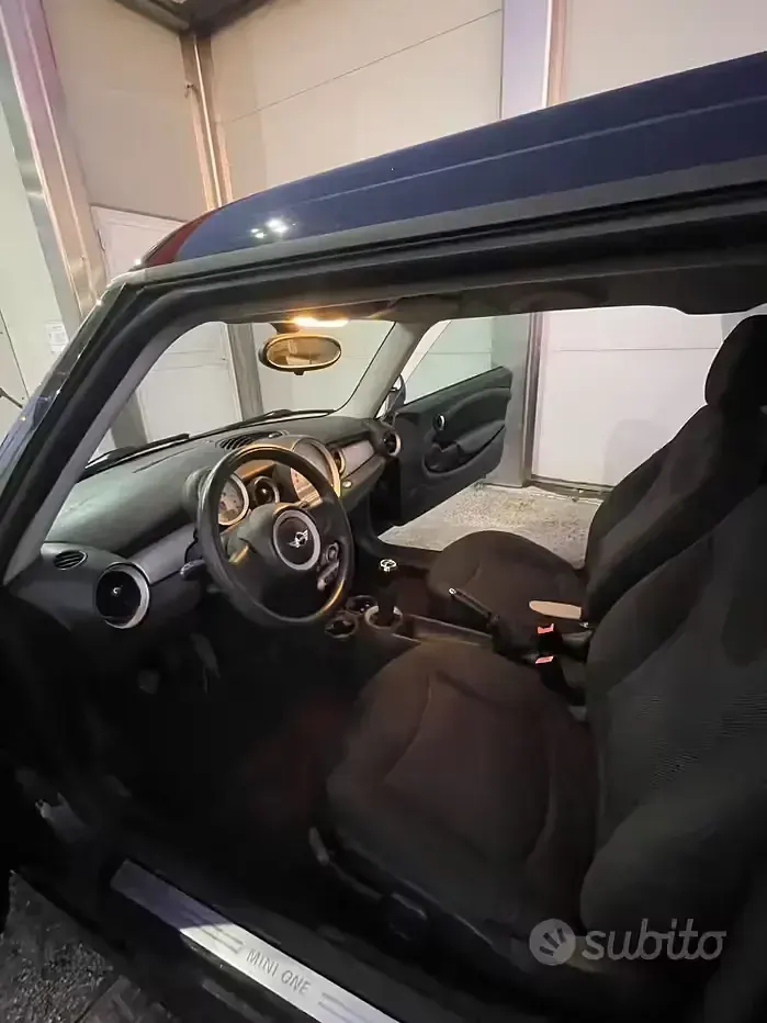 Usata Mini Cooper 95 CV (69 kW) 2009 Utilitaria