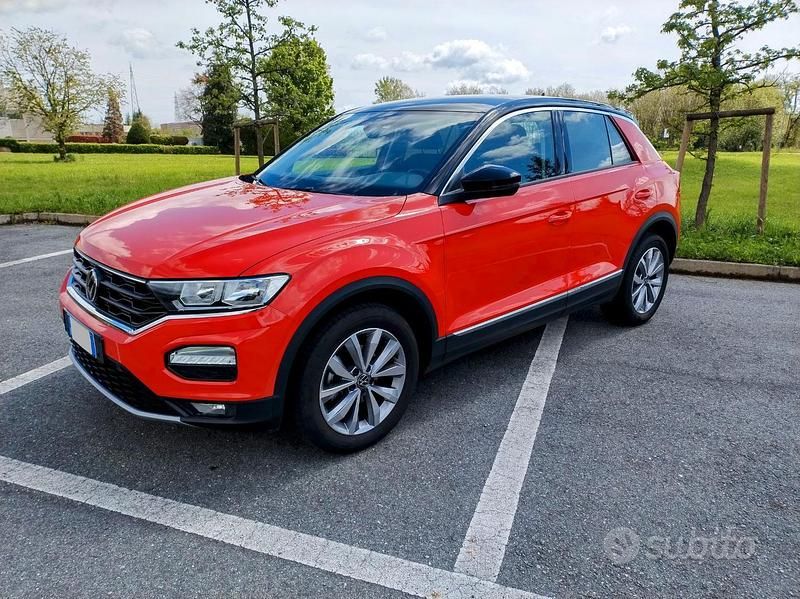 Usata VW T-Roc Style 110 CV (80 kW) 2021 Rosso SUV