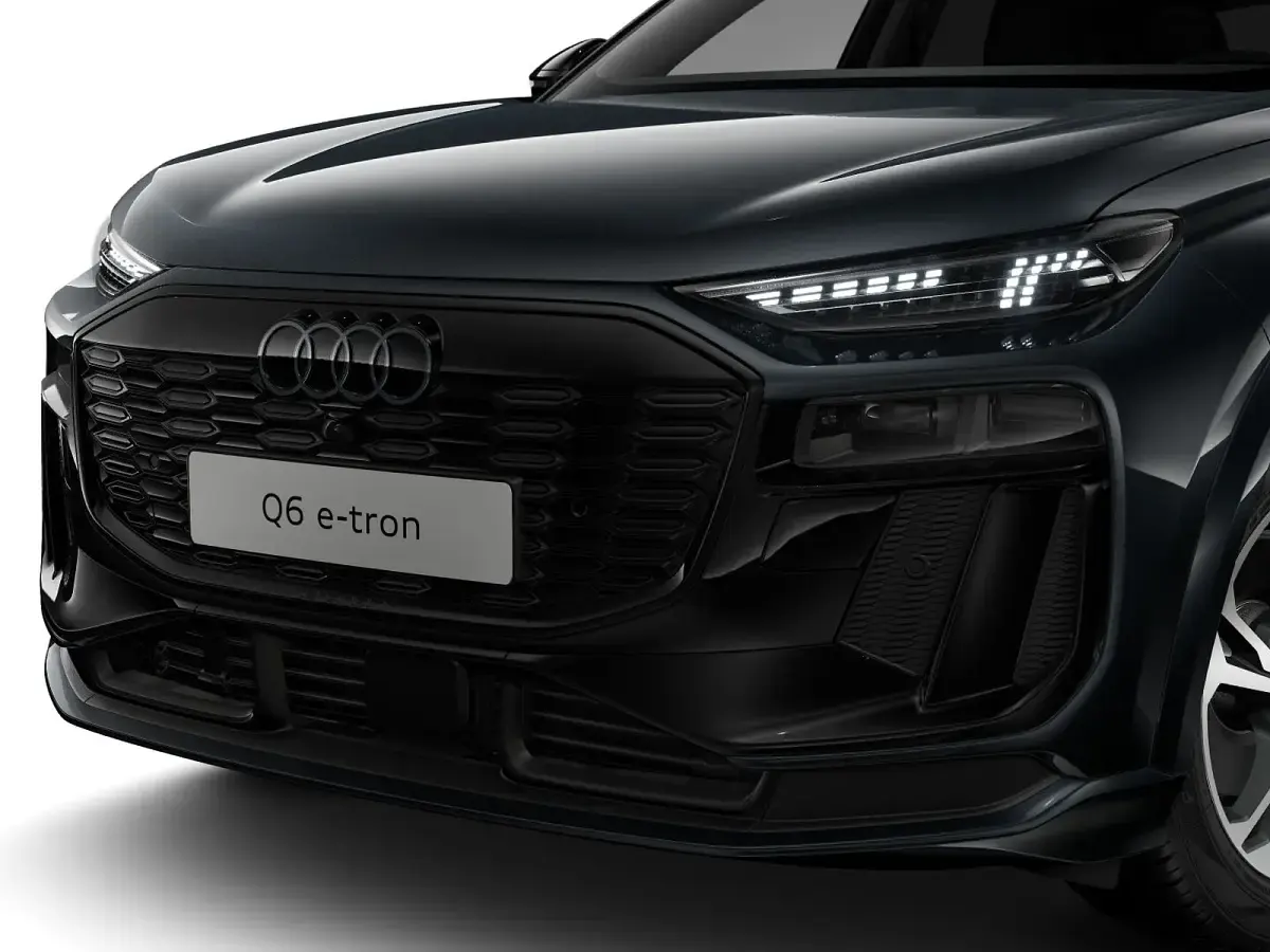 Nuova Audi Q6 Sportback e-tron S-Line 350 kW (476 CV) 2026 Grigio manhattan metallizzato SUV