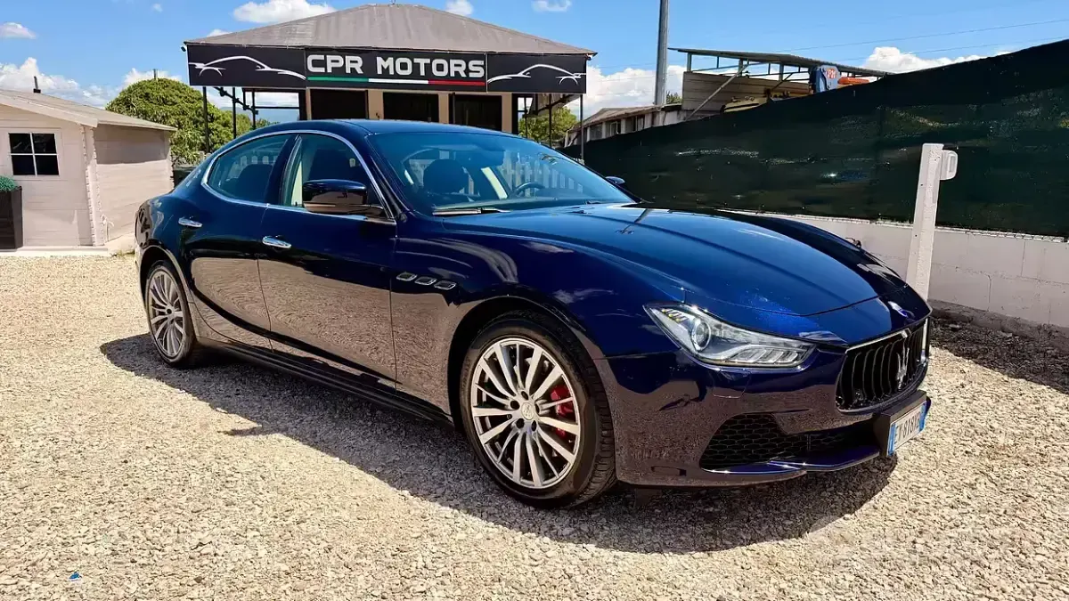 Usata Maserati Ghibli 410 CV (301 kW) 2015 Blu Berlina