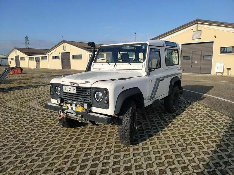Usata Land Rover Defender 122 CV (89 kW) 1995 Bianco SUV