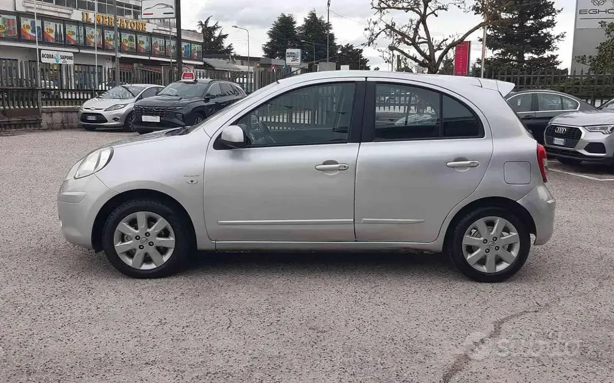 Usata Nissan Micra Acenta 98 CV (72 kW) 2012 Grigio Utilitaria