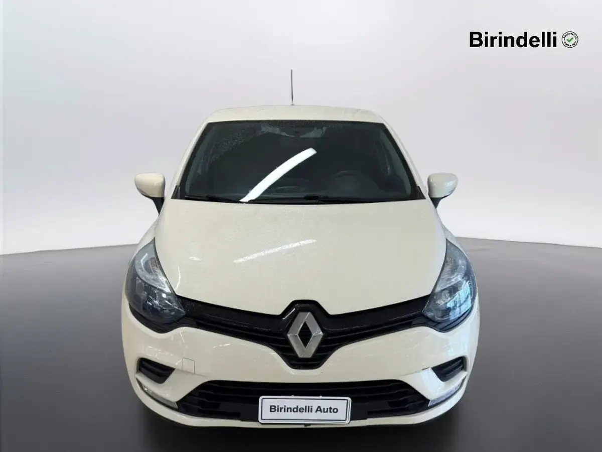 Usata Renault Clio Life 75 CV (55 kW) 2018 Bianco pastello Utilitaria