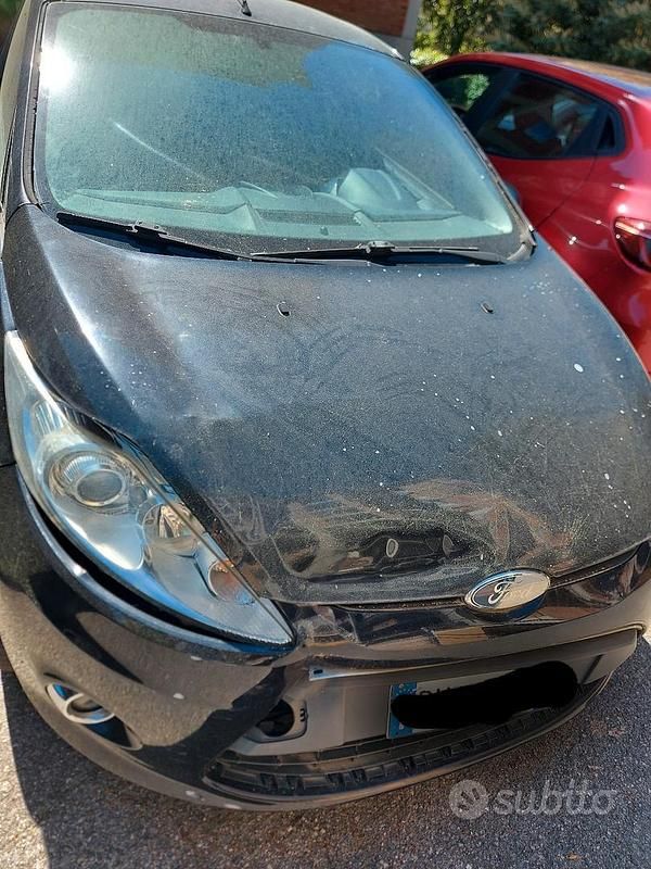 Second-hand Ford Fiesta 60 CP (44 kW) 2009 Negru Hatchback