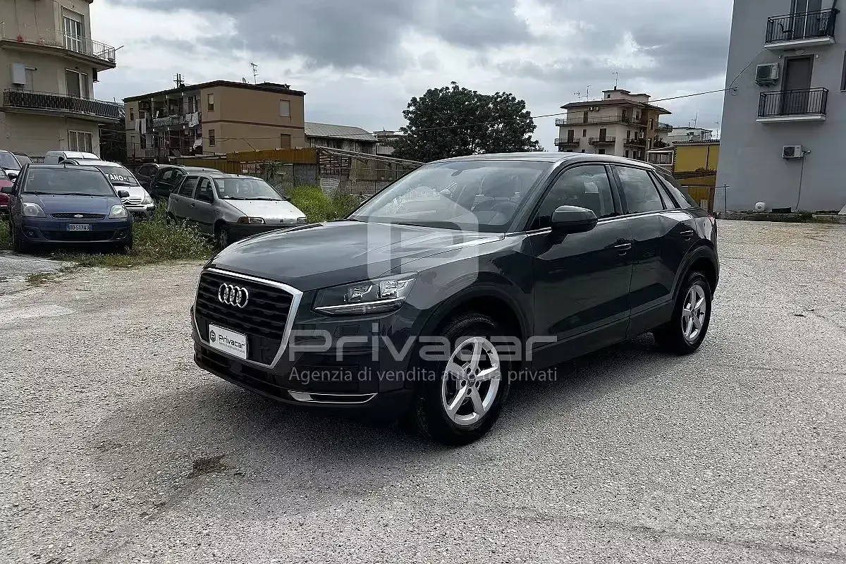 Usata Audi Q2 116 CV (85 kW) 2019 Grigio SUV