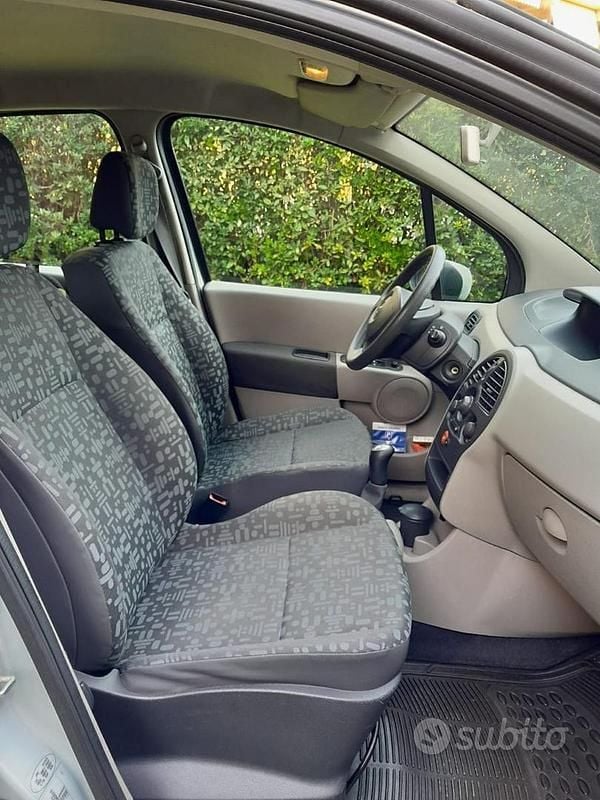 Usata Renault Modus 2005 Grigio Monovolume