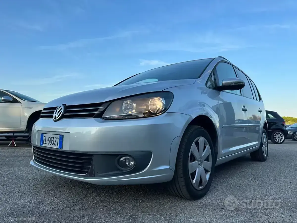 Usata VW Touran Comfortline 150 CV (110 kW) 2012 Grigio Monovolume