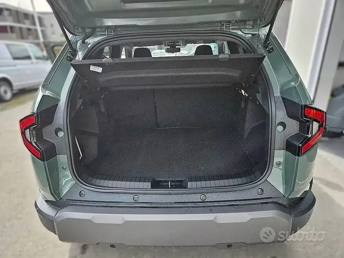 Nuova Dacia Duster 122 CV (89 kW) 2026 Verde Station wagon