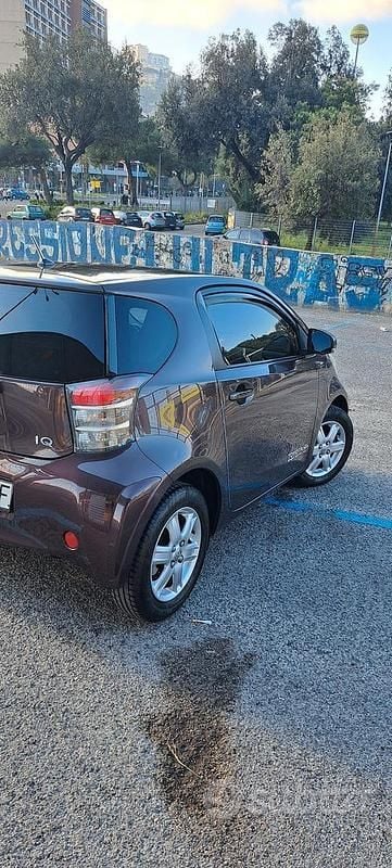 Usata Toyota iQ 98 CV (72 kW) 2009 Utilitaria
