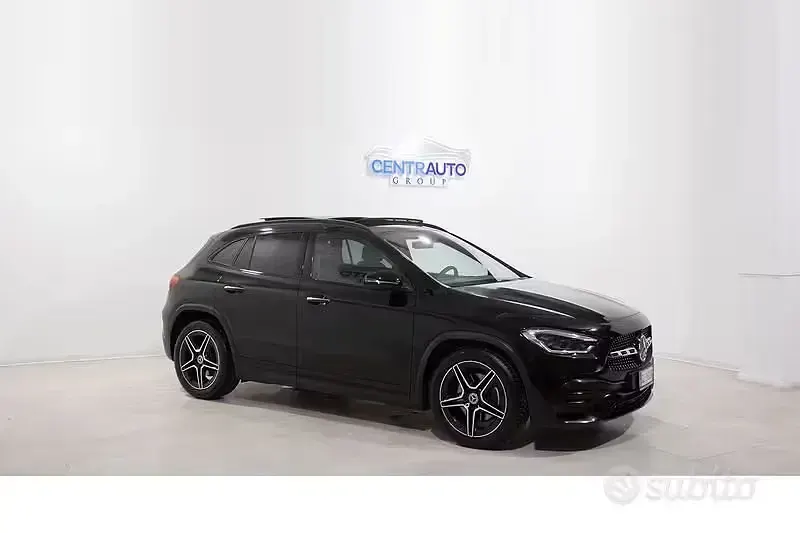 Usata Mercedes GLA200 Premium 150 CV (110 kW) 2022 Nero SUV