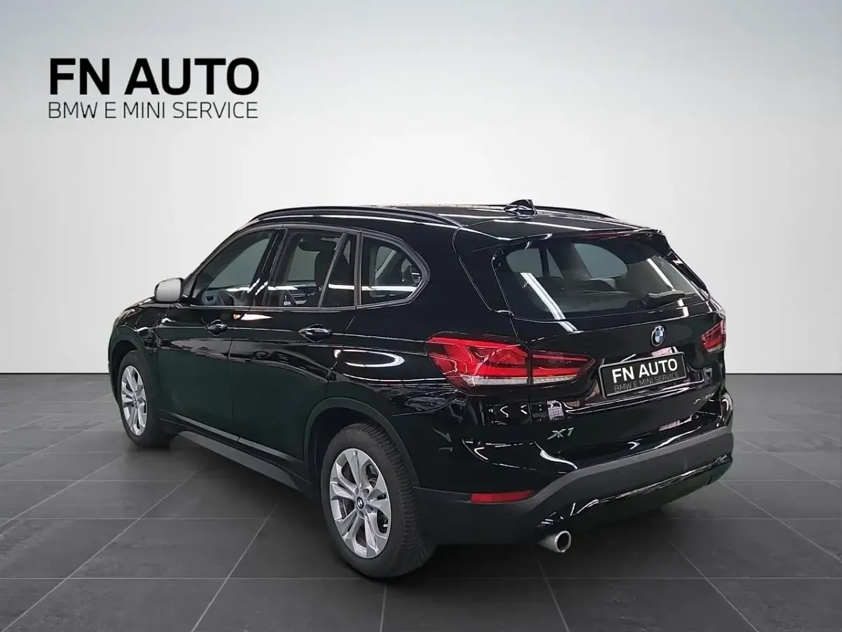 Usata BMW X1 Advantage 125 CV (91 kW) 2021 Nero SUV