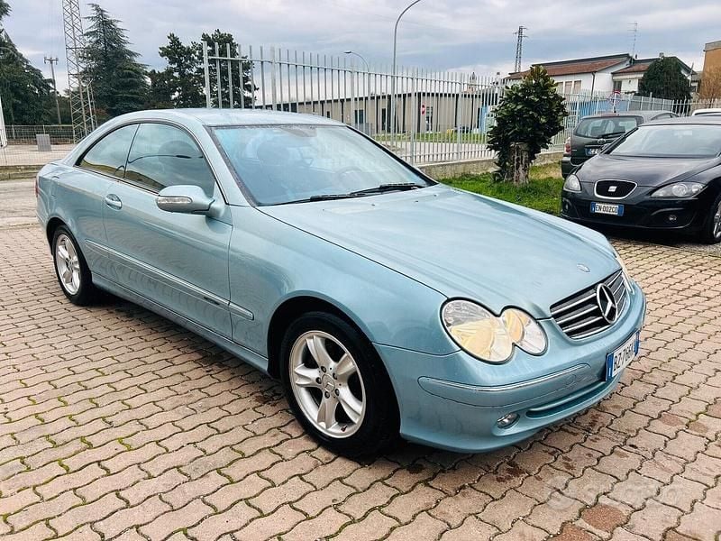 Usata Mercedes CLK240 Avantgarde 170 CV (125 kW) 2002 Blu Coupé