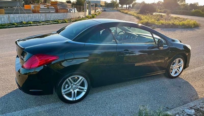 Usata Peugeot 308 CC 140 CV (102 kW) 2009 Nero Cabrio