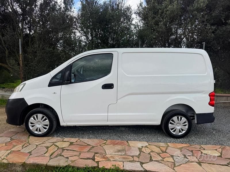 Usata Nissan NV200 90 CV (66 kW) 2014 Bianco Monovolume