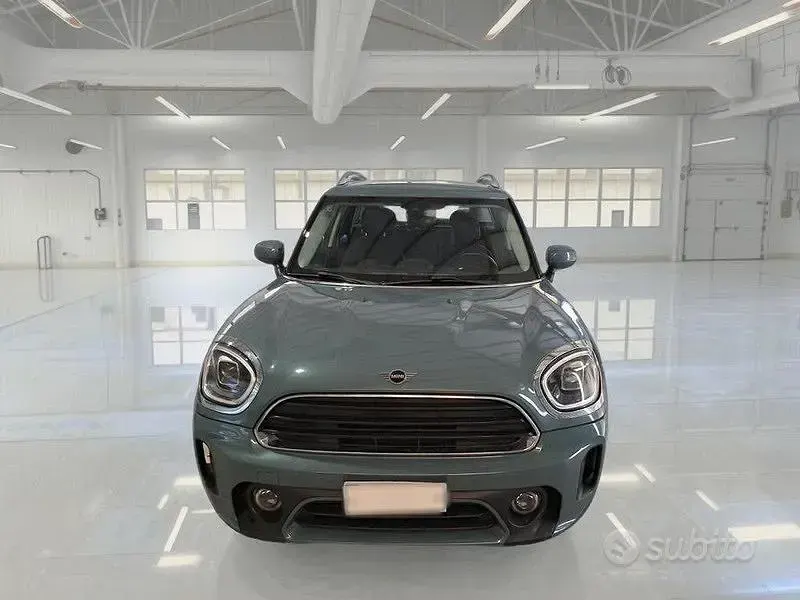 Usata Mini Countryman Business 115 CV (84 kW) 2022 Verde SUV