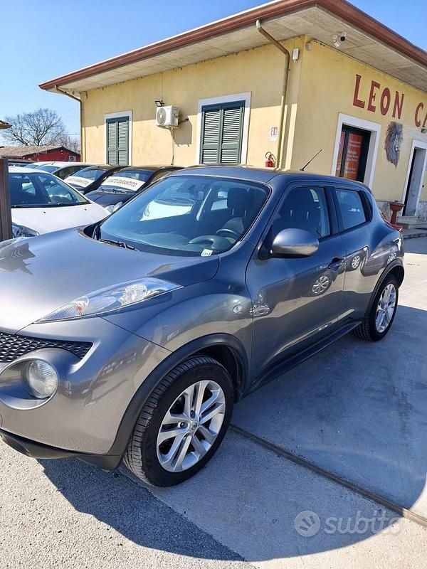 Usata Nissan Juke 110 CV (80 kW) 2014 Grigio SUV
