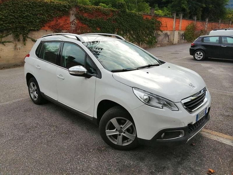 Bianco Usata 2016 Peugeot 2008 Allure SUV | 8450 € (Buon prezzo) - Immagine 1/4