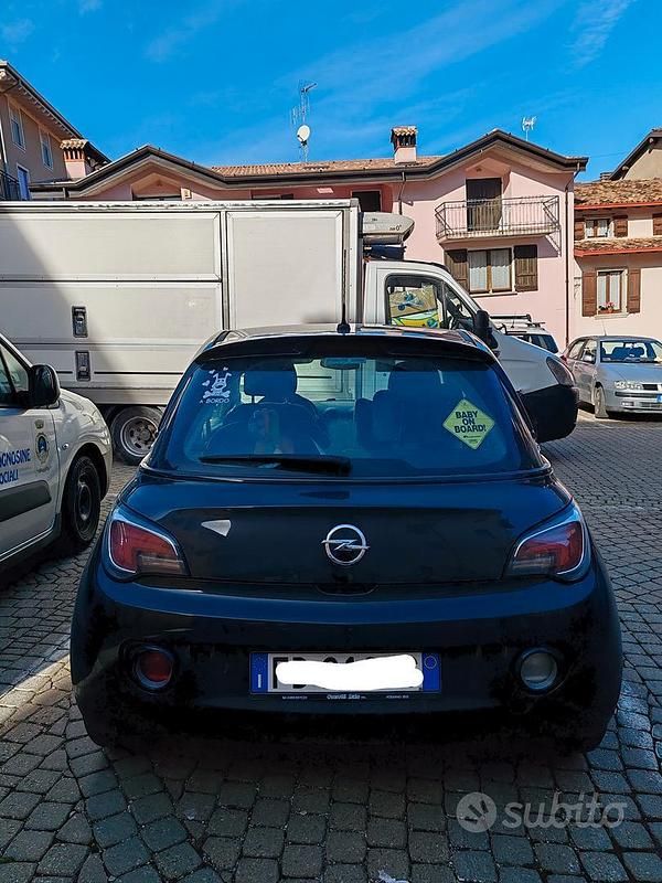 Usata Opel Adam Jam 70 CV (51 kW) 2016 Nero Utilitaria