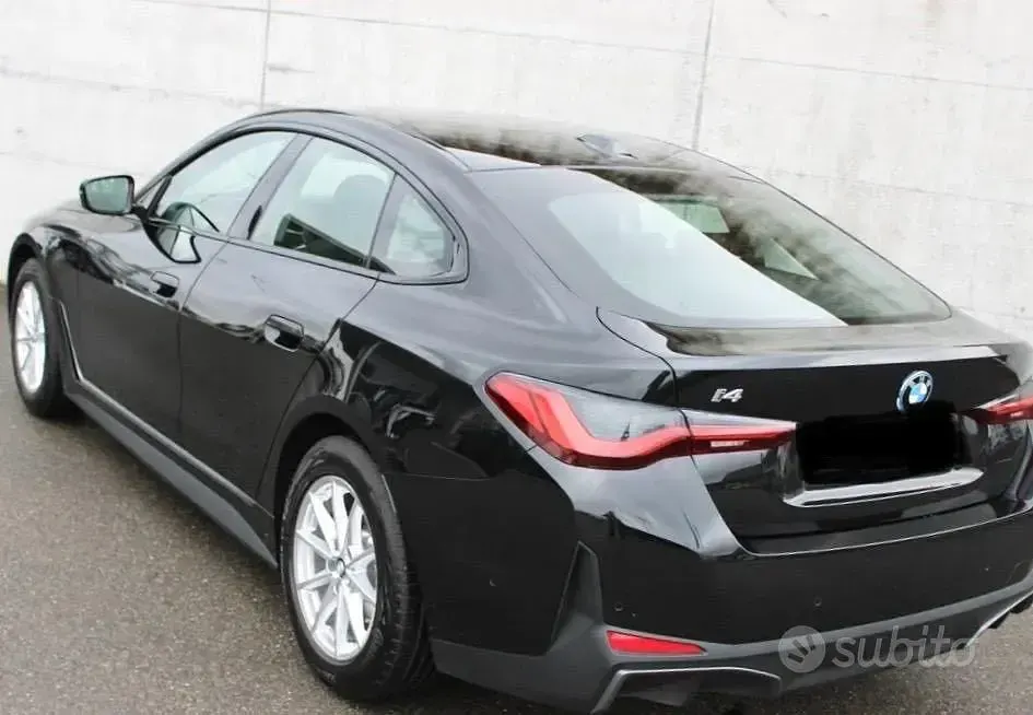 Occasion BMW i4 Efficient Dynamics 210 kW (286 ch) 2023 Noir Berline