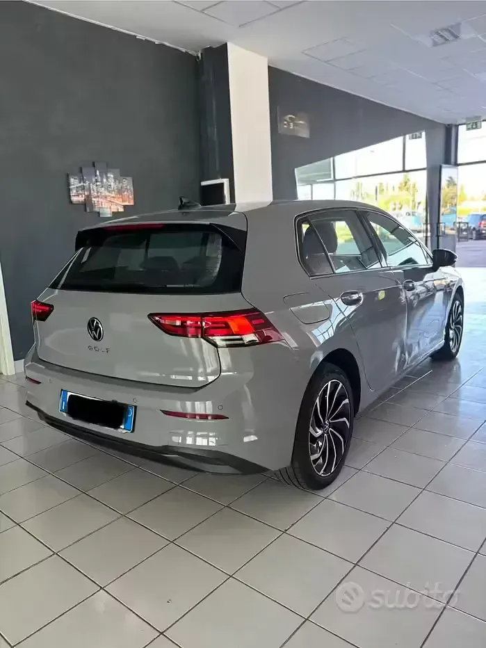 Usata VW Golf VII Style 116 CV (85 kW) 2020 Grigio Berlina