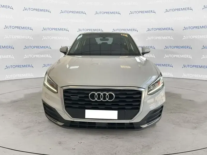 Usata Audi Q2 Business 190 CV (139 kW) 2020 Bianco SUV