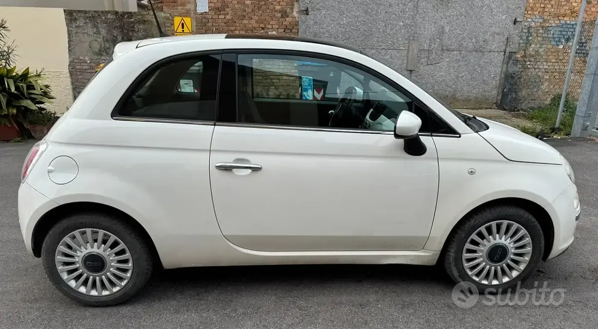 Usata Fiat 500 Lounge 95 CV (69 kW) 2013 Bianco Utilitaria