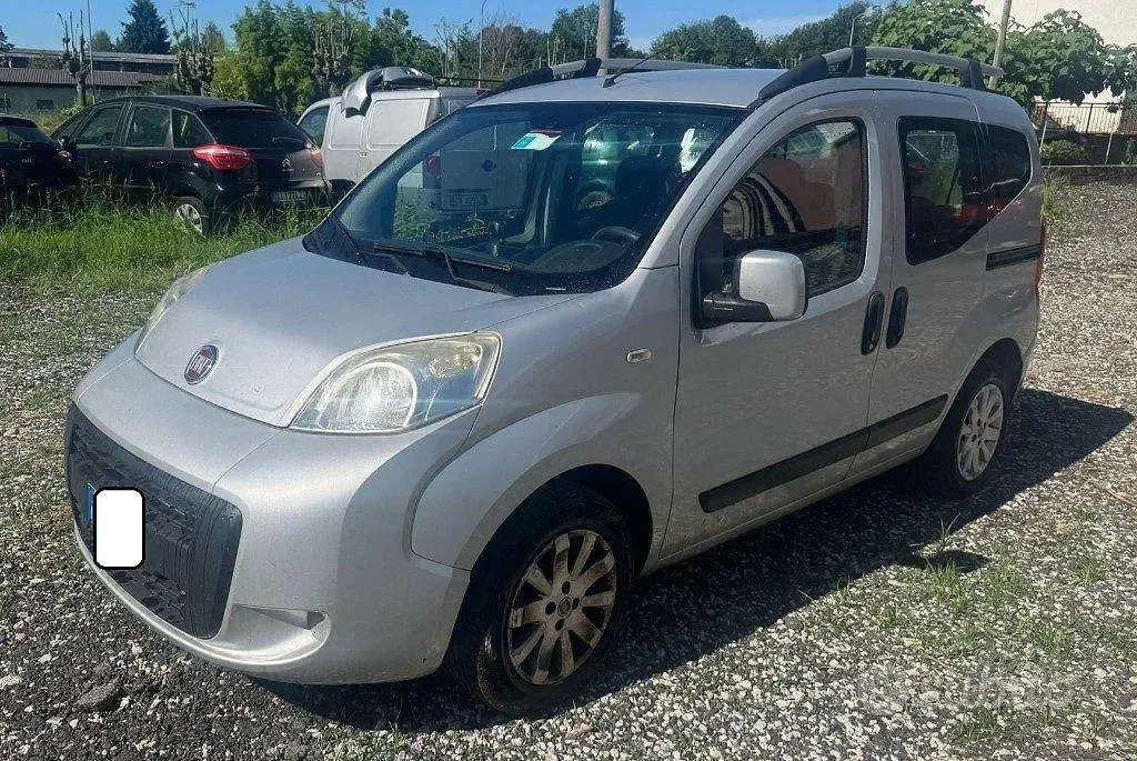 Usata Fiat Qubo Dynamic 95 CV (69 kW) 2014 Grigio Monovolume