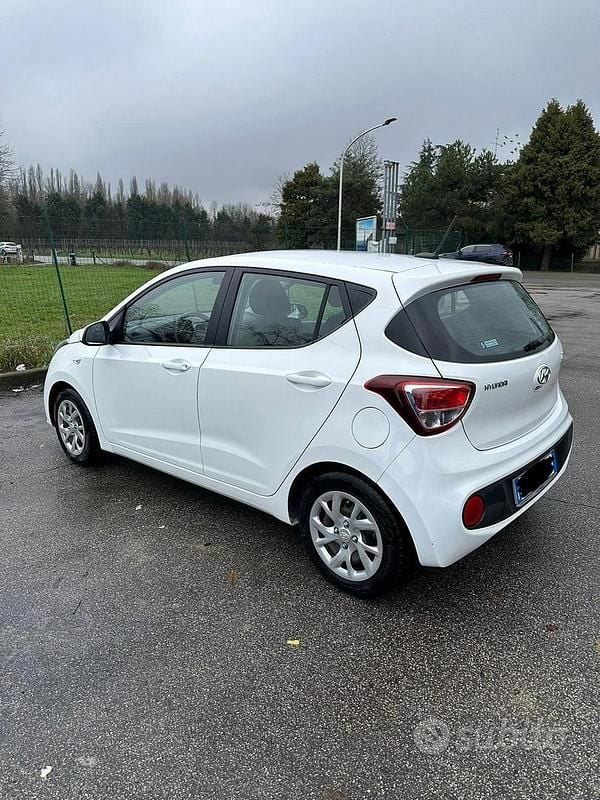 Usata Hyundai i10 Advanced 67 CV (49 kW) 2019 Utilitaria