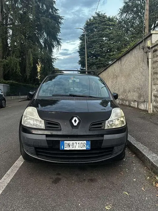 Usata Renault Modus Dynamique 68 CV (50 kW) 2008 Monovolume