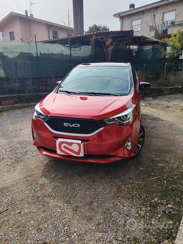 Usata EVO Evo 4 2022 Rosso SUV