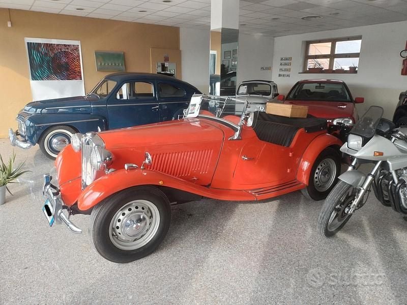 Rosso Usata 1996 MG TD Cabrio | 35.000 € - Immagine 1/4