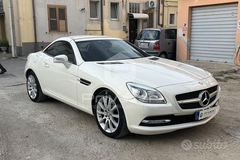 Usata Mercedes SLK200 184 CV (135 kW) 2012 Bianco Cabrio